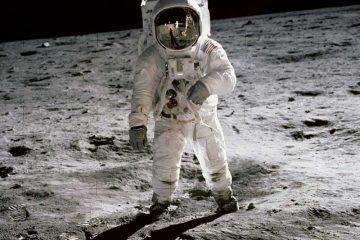 Buzz-Aldrin-on-the-moon